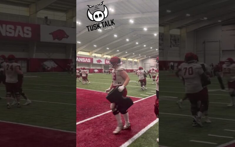 Arkansas OL Putting In Work — Arkansas Football Podcast | Tusk Talk With Ty