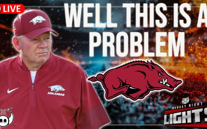 Arkansas Has A Big Problem On Its Hands + Hog Hoops AP Top 25 — Arkansas Football Podcast | Tusk Talk With Ty